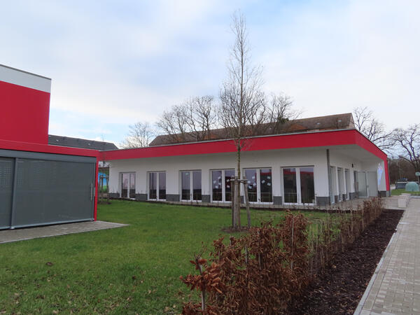 Bild vergrößern: Der Mehrgenerationentreffs MGT in Sandersdorf-Brehna hat seine Türen geöffnet.