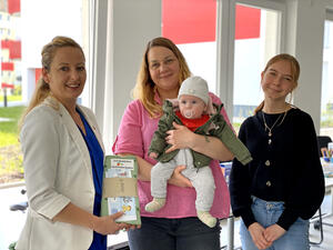 Familie Kaczmarek mit der kleinen Mela