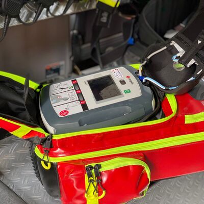 Bild vergrößern: Feuerwehr Roitzsch - Ein automatisierter externer Defibrillator für gesamt Sandersdorf-Brehna