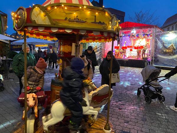 Eröffnungsimpressionen vom Weihnachtsmarkt Sandersdorf-Brehna 2024