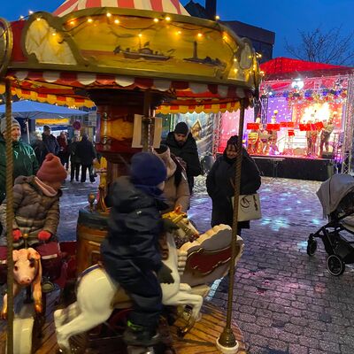 Bild vergrößern: Eröffnungsimpressionen vom Weihnachtsmarkt Sandersdorf-Brehna 2024