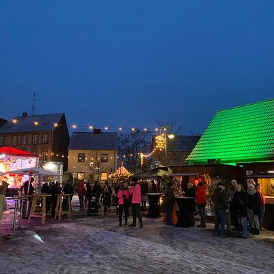 Bild vergrößern: Eröffnungsimpressionen vom Weihnachtsmarkt Sandersdorf-Brehna 2024