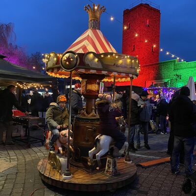 Bild vergrößern: Sonntag auf dem Weihnachtsmarkt 2023 in Sandersdorf-Brehna