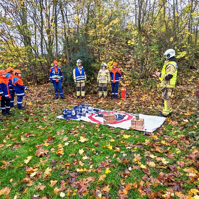 Bild vergrößern: Berufsfeuerwehr Wochenende der Jugendfeuerwehr Roitzsch