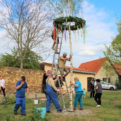 Bild vergrößern: Impression von der Arbeit des Heimatvereins Ramsin