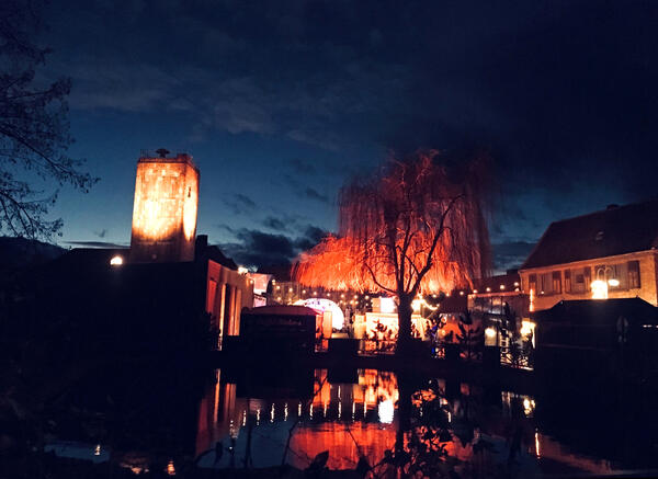 Eine tolle Lichtstimmung beim Weihnachtsmarkt von Sandersdorf-Brehna