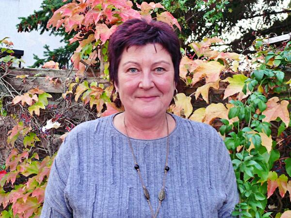 Bild vergr&ouml;&szlig;ern: Portrait der Ortsb&uuml;rgermeisterin von Petersroda, Simone Engefehr