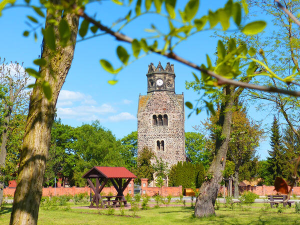 Die Mittelalterliche Dorfkirche zu Petersroda