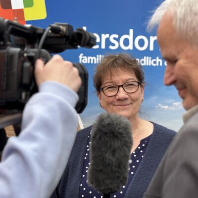 Bild vergrößern: Impressionen von der Übergabe des Fördermittelbescheids
