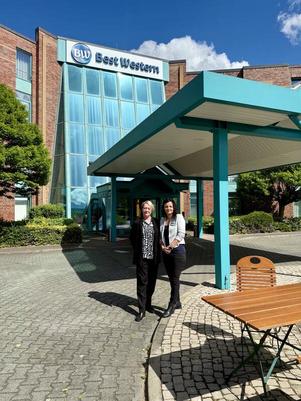 Sylvia Poduschnik und Mandy  Ludwig