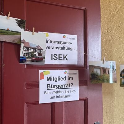 Bild vergrößern: Impressionen von der ISEK Bürgerveranstaltung am 5. August 2025 in Zscherndorf