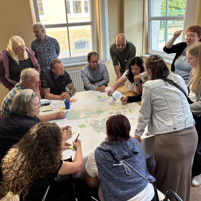 Bild vergrößern: Impressionen von der ISEK Bürgerveranstaltung am 5. August 2025 in Zscherndorf