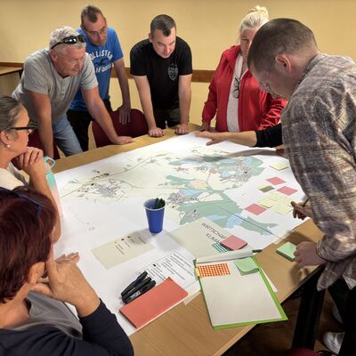 Bild vergrößern: Impressionen von der ISEK Bürgerveranstaltung am 5. August 2025 in Zscherndorf