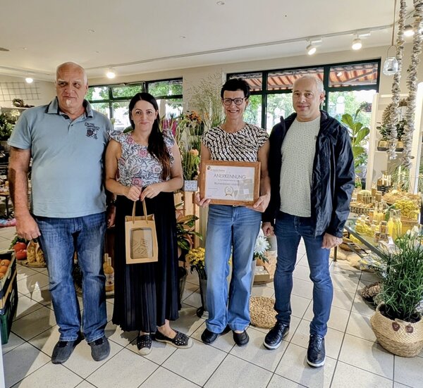 Ortsbürgermeister Mario Willer mit Frau Meinhardt, ihrer Mitarbeiterin und Marco Heere-Richter von der Stadt Sandersdorf-Brehna