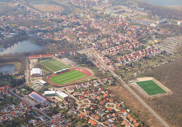 Luftbild von den Sportplätzen in Sandersdorf