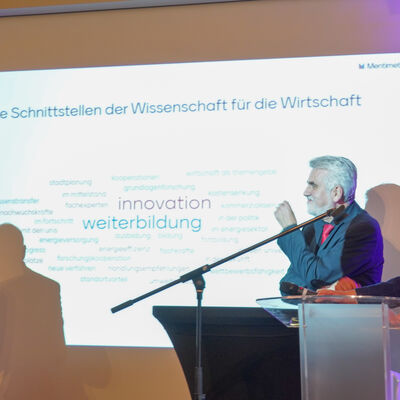 Bild vergrößern: Impression der Wirtschaftskonferenz 2025