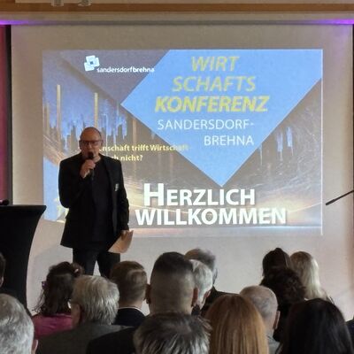 Bild vergrößern: Impression der Wirtschaftskonferenz 2025