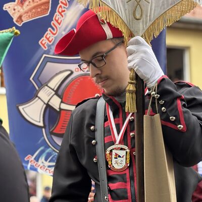 Bild vergrößern: Schlüsselübergabe am 11.11 2025 am Rathaus Sandersdorf