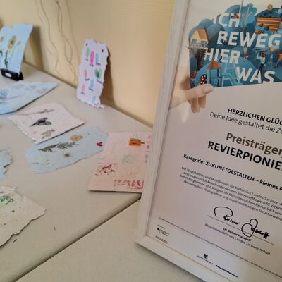 Bild vergrößern: Für das Revierpionier-Projekt erhielt der Hort ein Preisgeld.