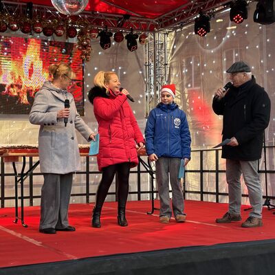 Bild vergr&ouml;&szlig;ern: Impression vom Weihnachtsmarkt Sandersdorf-Brehna 2025