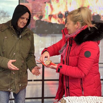 Bild vergr&ouml;&szlig;ern: Impression vom Weihnachtsmarkt Sandersdorf-Brehna 2025