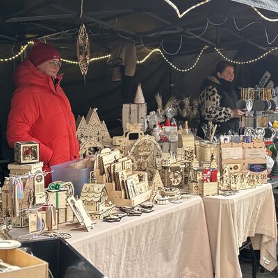 Bild vergr&ouml;&szlig;ern: Impression vom Weihnachtsmarkt Sandersdorf-Brehna 2025