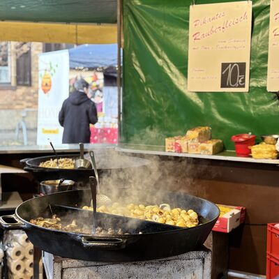 Bild vergr&ouml;&szlig;ern: Impression vom Weihnachtsmarkt Sandersdorf-Brehna 2025