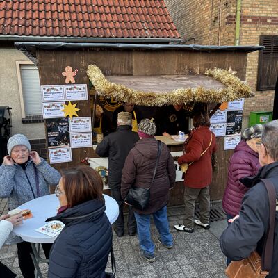 Bild vergr&ouml;&szlig;ern: Impression vom Weihnachtsmarkt Sandersdorf-Brehna 2025