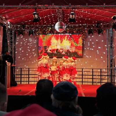 Bild vergr&ouml;&szlig;ern: Impression vom Weihnachtsmarkt Sandersdorf-Brehna 2025