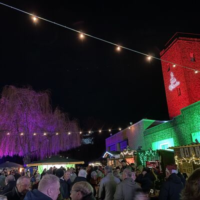 Bild vergr&ouml;&szlig;ern: Impression vom Weihnachtsmarkt Sandersdorf 2025