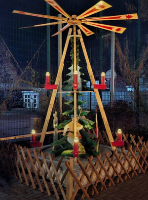 Bild vergr&ouml;&szlig;ern: Weihnachtspyramide Zscherndorf