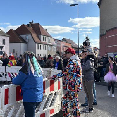 Bild vergr&ouml;&szlig;ern: Impression vom Karnevalsumzug in Sandersdorf 2026