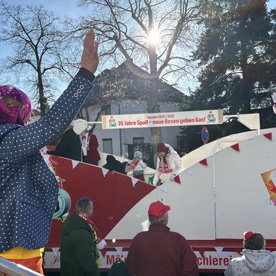 Bild vergr&ouml;&szlig;ern: Impression vom Karnevalsumzug in Sandersdorf 2026