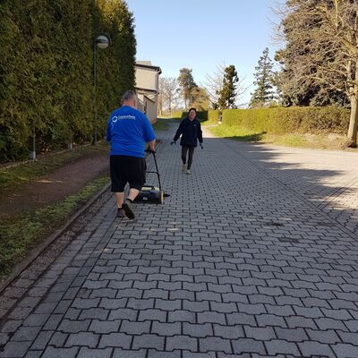 Bild vergr&ouml;&szlig;ern: Fr�hjahrsputz Heideloh 5