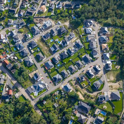 Bild vergr&ouml;&szlig;ern: 2025-Stadtansicht-Drohnenaufnahme