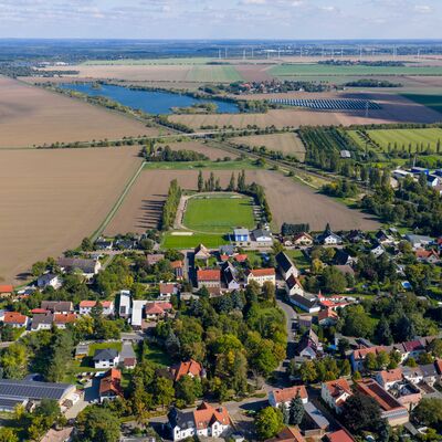 Bild vergr&ouml;&szlig;ern: 2025-Stadtansicht-Drohnenaufnahme