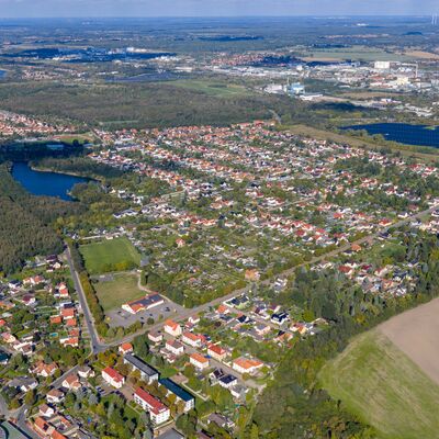 Bild vergr&ouml;&szlig;ern: 2025-Stadtansicht-Drohnenaufnahme